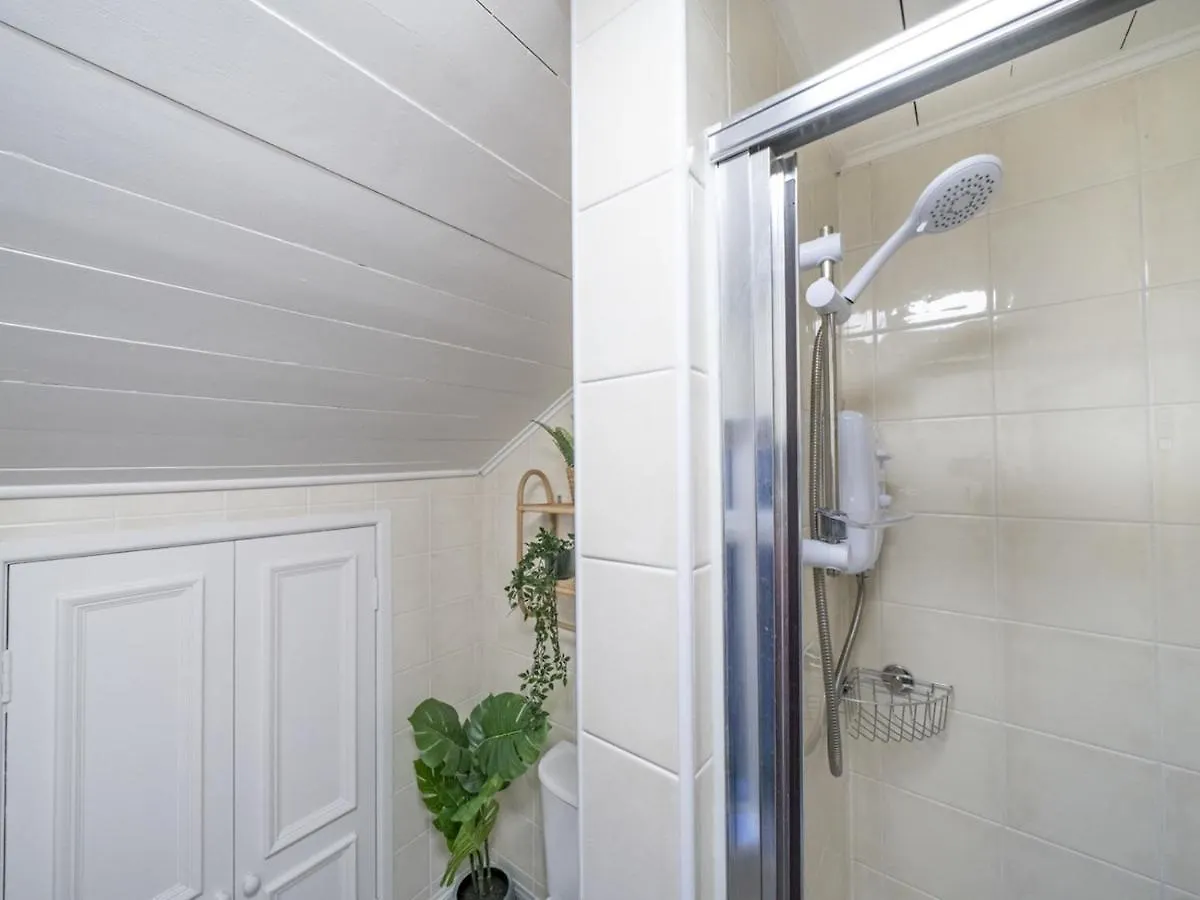 Holiday home Pass The Keys Exquisite 3 Floor Townhouse Perfect Location Villa Belfast United Kingdom