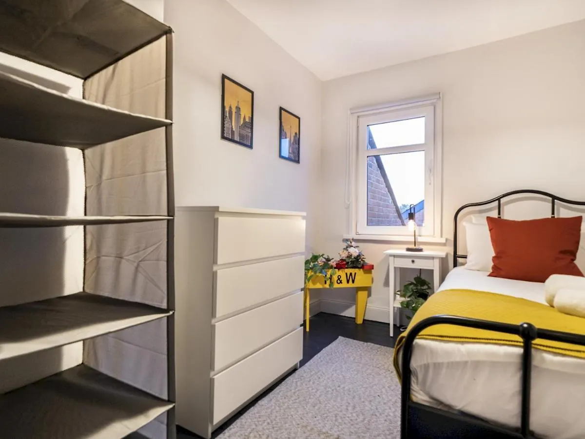 Villa Pass The Keys Exquisite 3 Floor Townhouse Perfect Location à Belfast